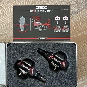 Carbon Pedals
